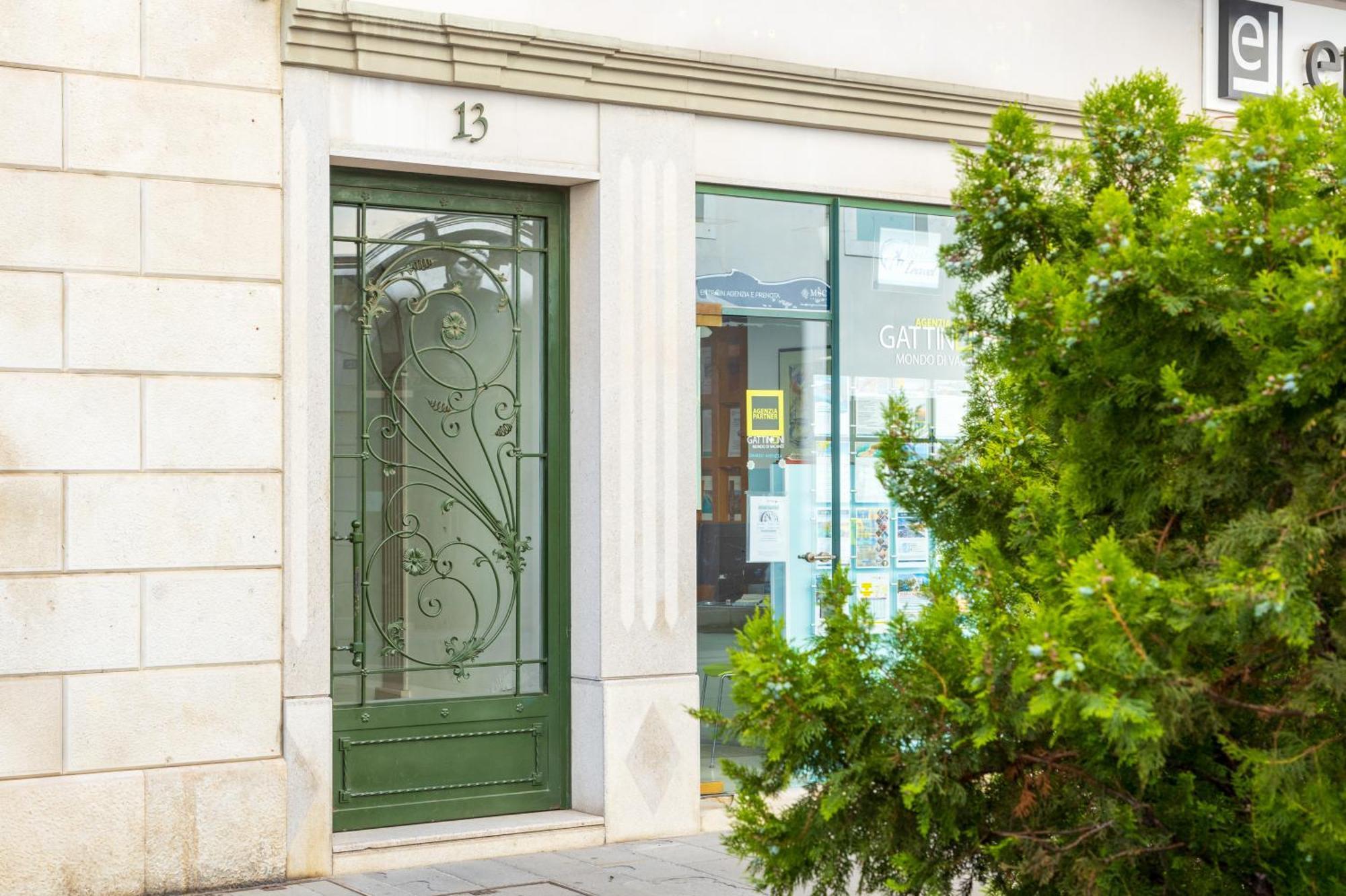 Rifugio Wilde, A Trieste Centro Con Parcheggio Ngoại thất bức ảnh